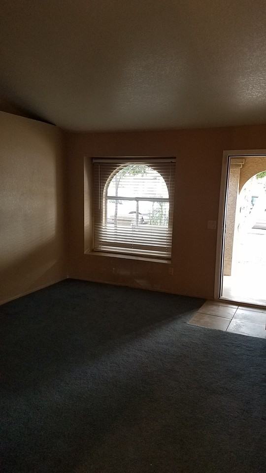 1720 E Isabella Ave #1 - Photo 2 of 7