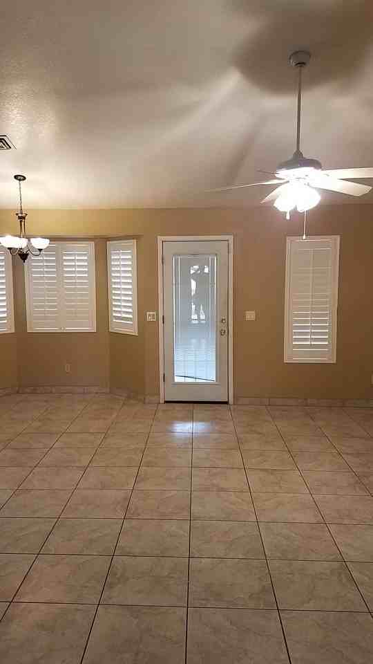 1720 E Isabella Ave #1 - Photo 4 of 7
