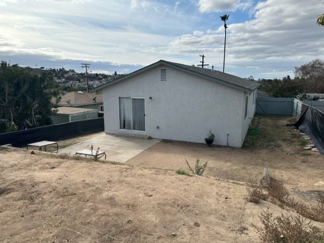 725 Pidgeon St #1 - Photo 3 of 17