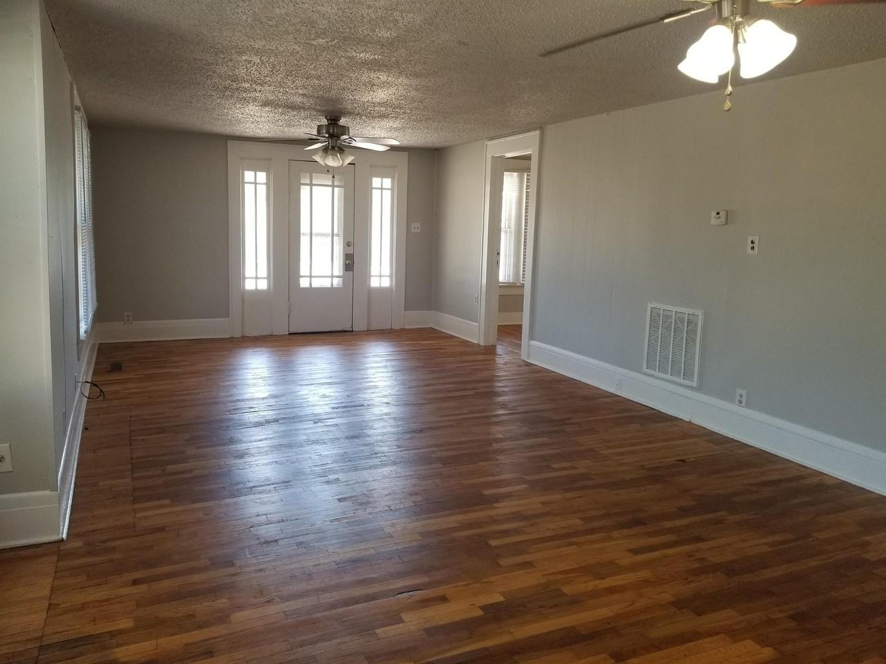 702 S Washington St #1 - Photo 2 of 13