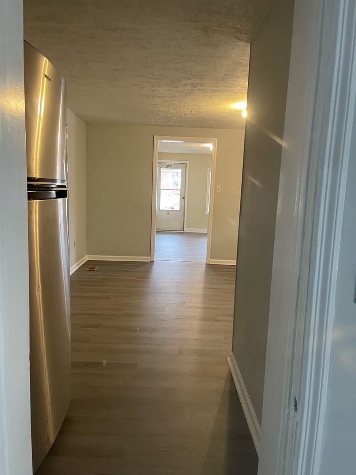 423 East Castle Street A - 1 #1 - Photo 5 of 5