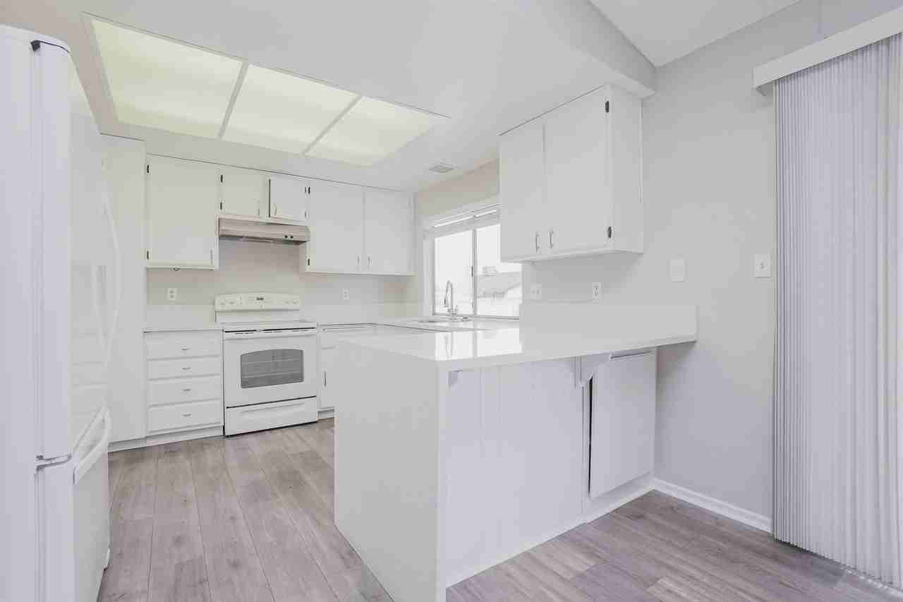 1738 Mapleton Ln #1 - Photo 3 of 10