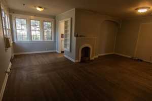 featured image of 810 E Lewis St