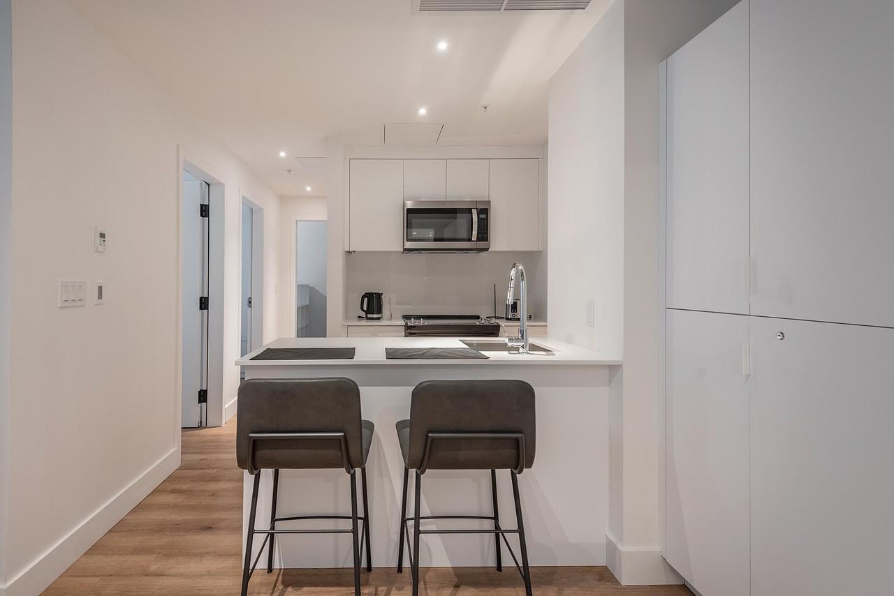 1680 Lincoln - Photo 2 of 19