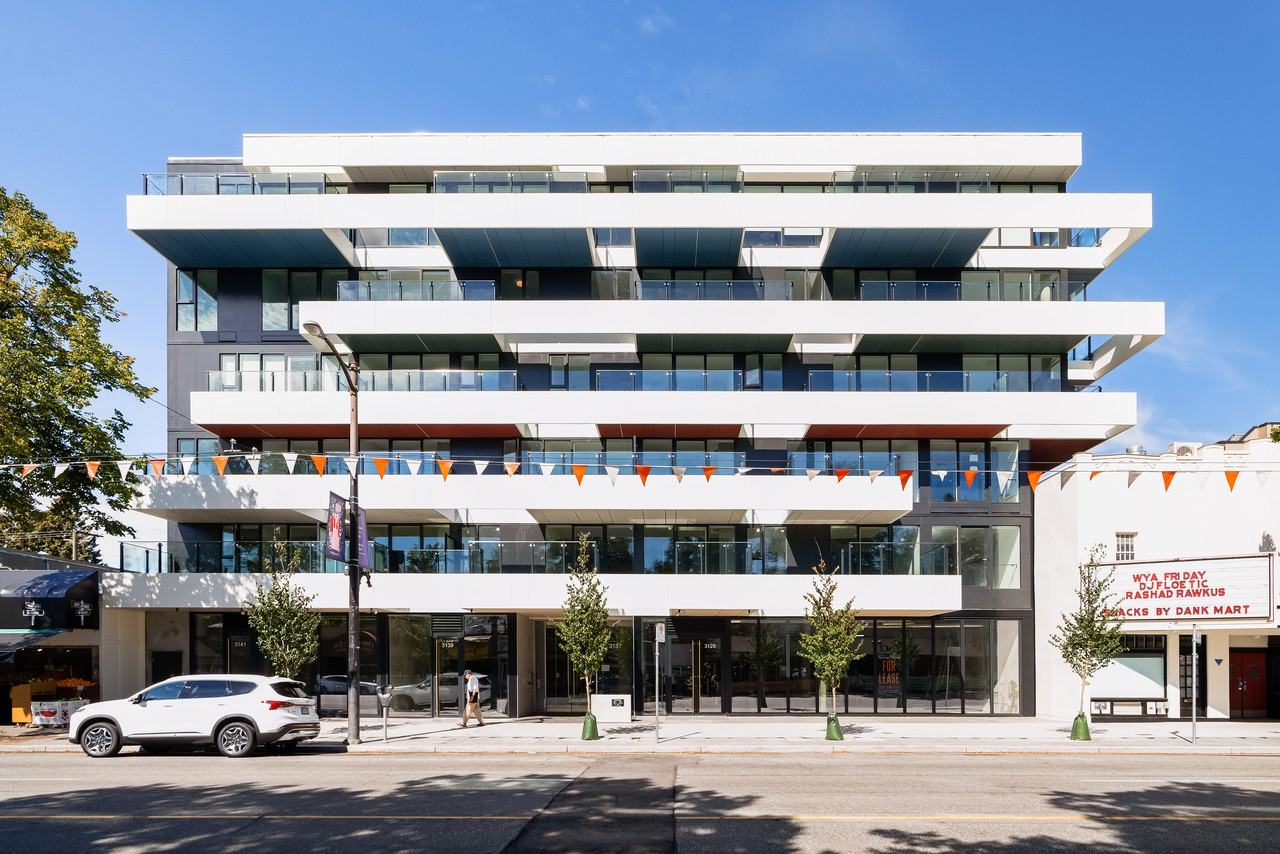 Hollywood Residences - Photo 3 of 6