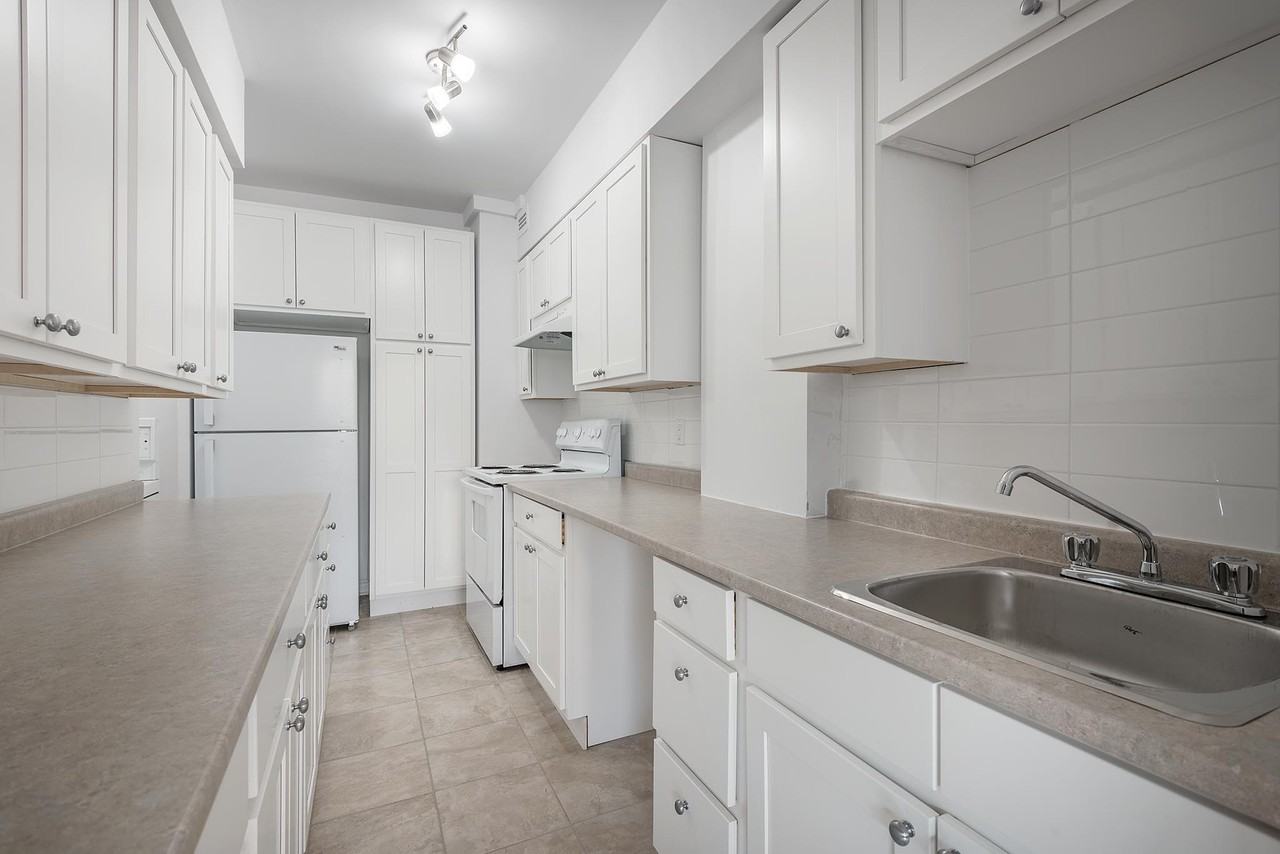 6380 Av Somerled Apartments 6385 Av Somerled, Montréal, QC H4V None