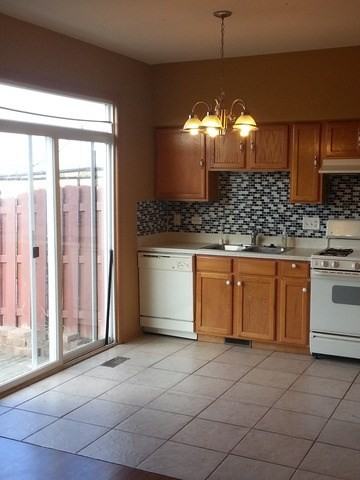 4217 Klatt St - Photo 3 of 19