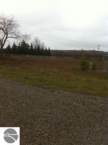 4765 Fair Rd - Photo 3 of 6