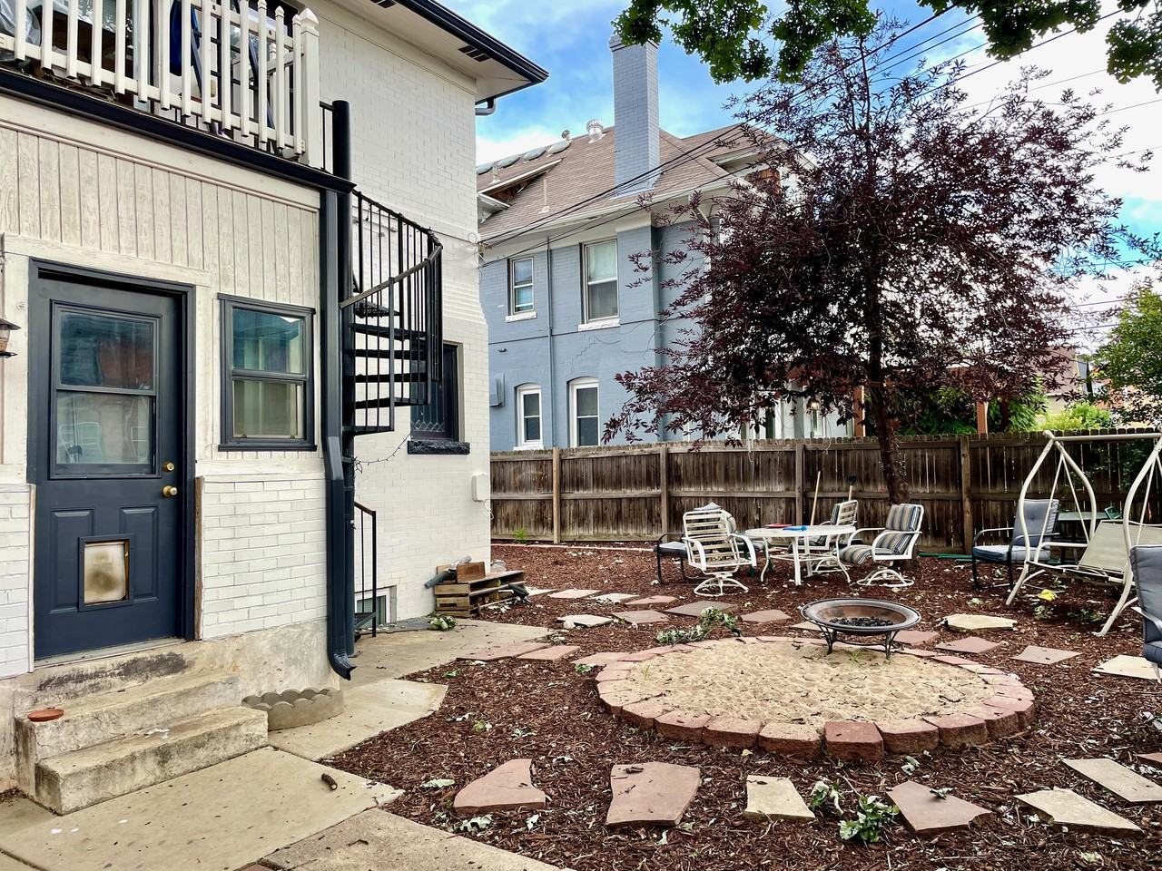 1411 Clayton St - Photo 3 of 13