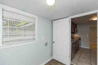3303 Jones St - Photo 2 of 20
