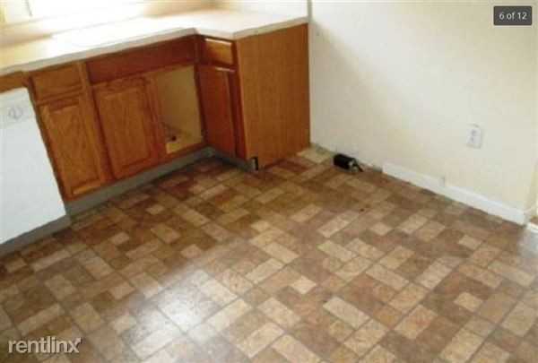 835 Linden Ave - Photo 2 of 10