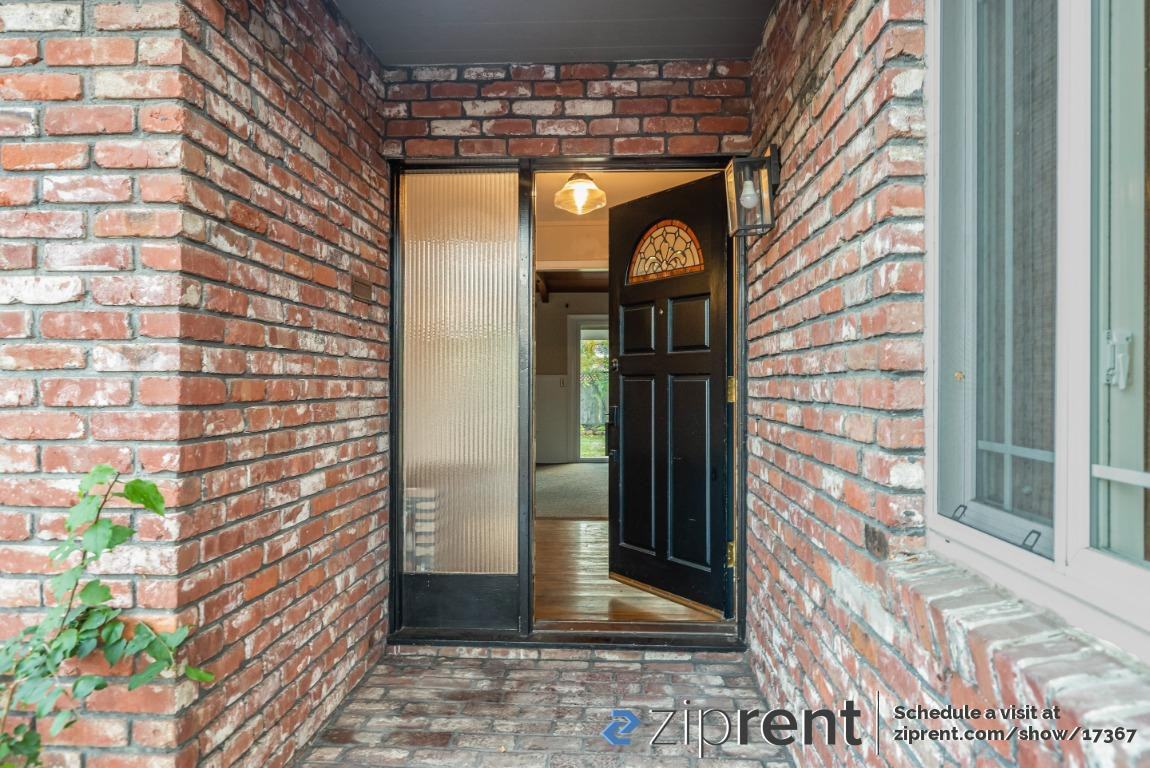 1150 Denise Way - Photo 3 of 26