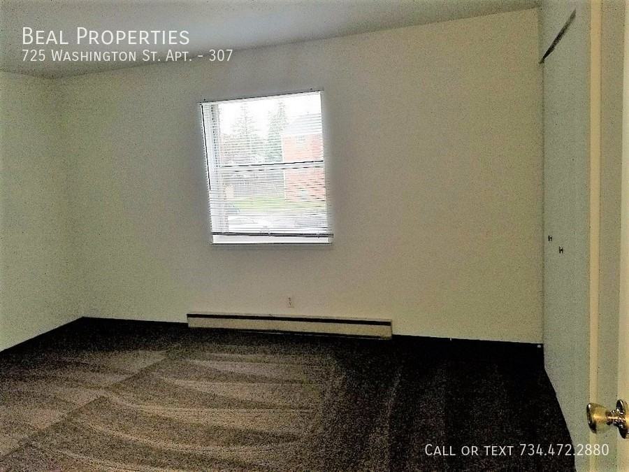 725 Washington St #307 - Photo 5 of 10