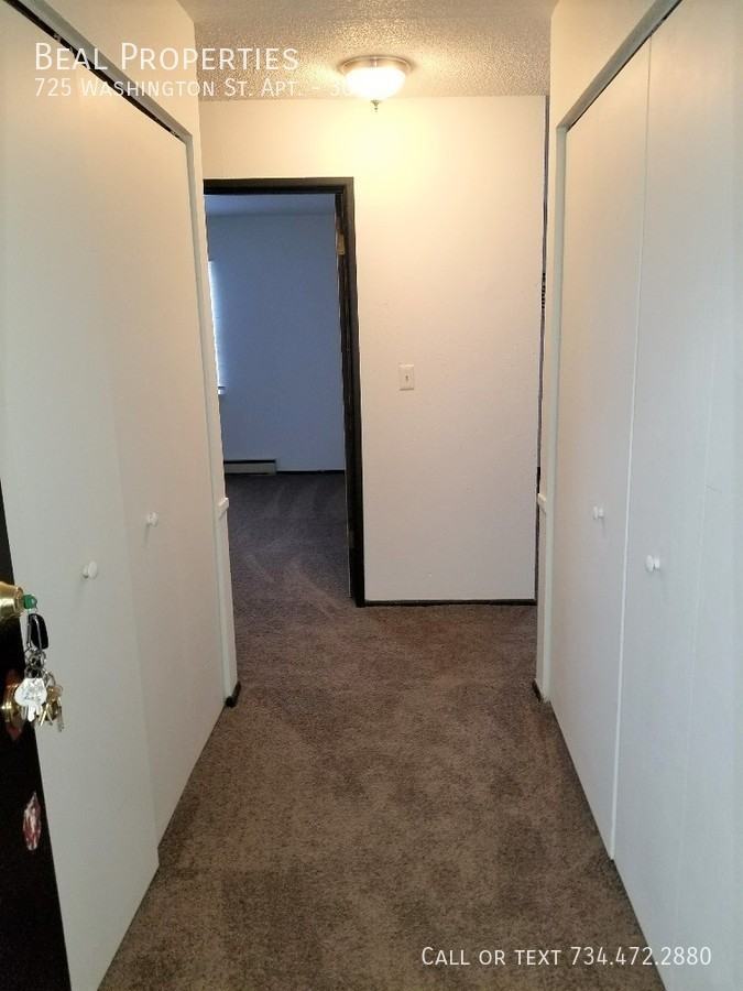 725 Washington St #307 - Photo 7 of 10