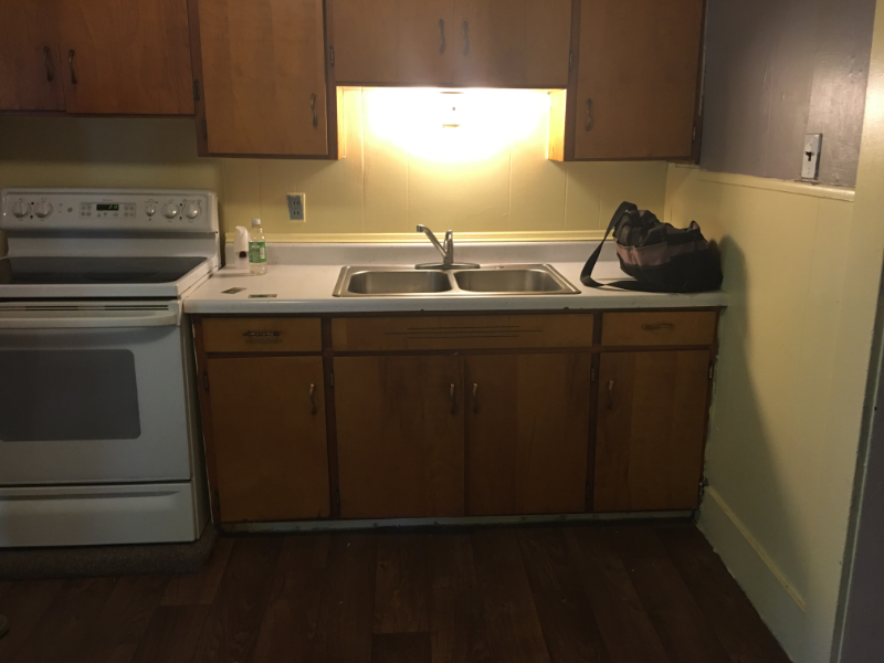 1208 Gomber Ave - Photo 3 of 17