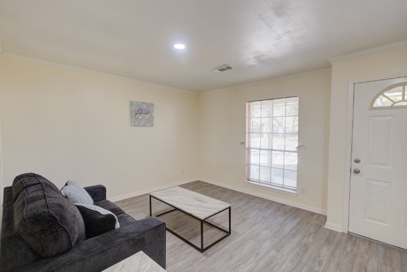8851 Alcott Dr - Photo 3 of 40