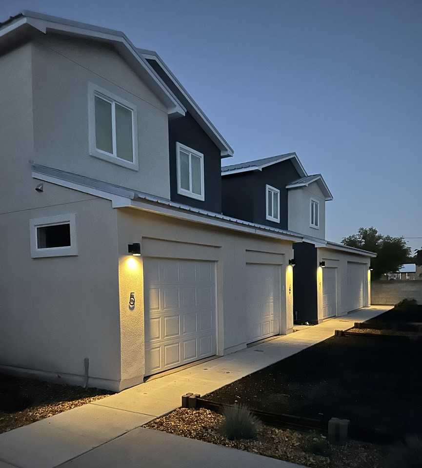 320 Roehl Rd Nw #A1 - Photo 2 of 14