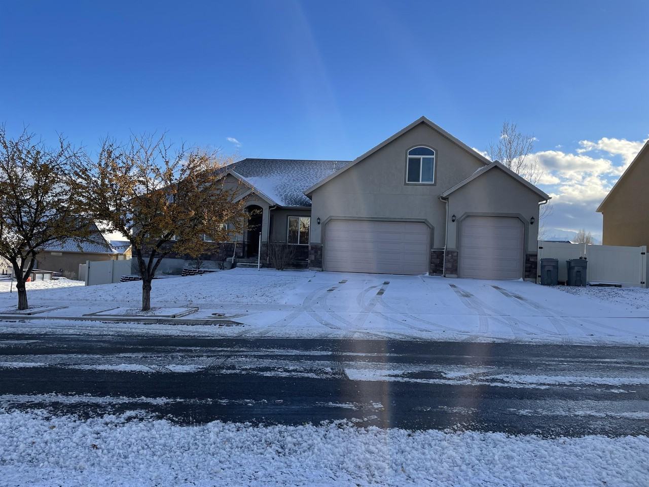 1252 S Skyline Rd #1