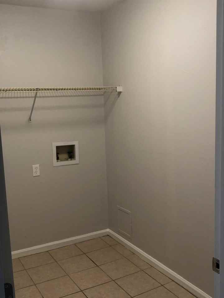 1095 Rockbrook Ct #1 - Photo 6 of 12