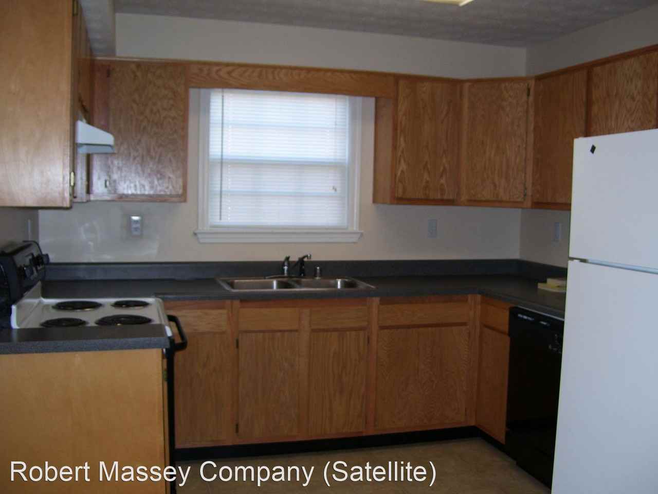 101 Braxton Court - Photo 2 of 5