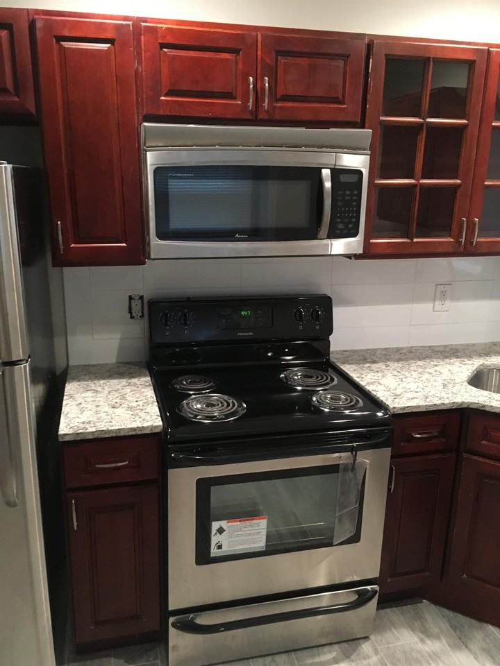 1631 Lecount St #1 - Photo 6 of 19