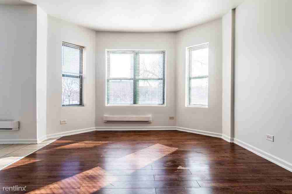 7706 S Coles - Photo 2 of 9