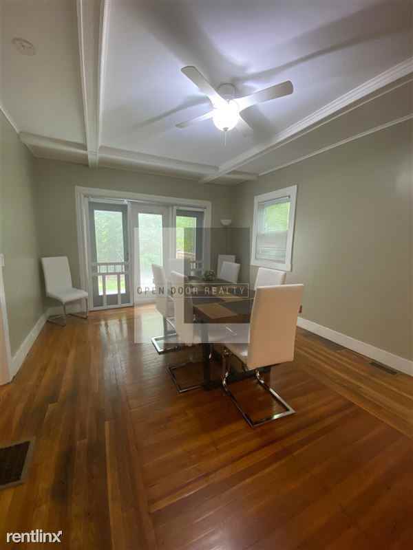 128 Broadway - Photo 2 of 14