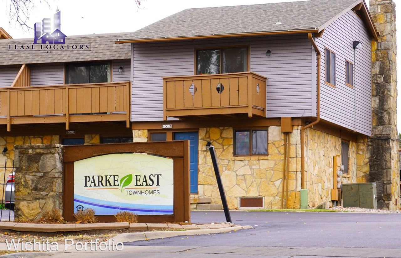 Parke East Townhomes 1000 S. Woodlawn - Photo 3 of 50