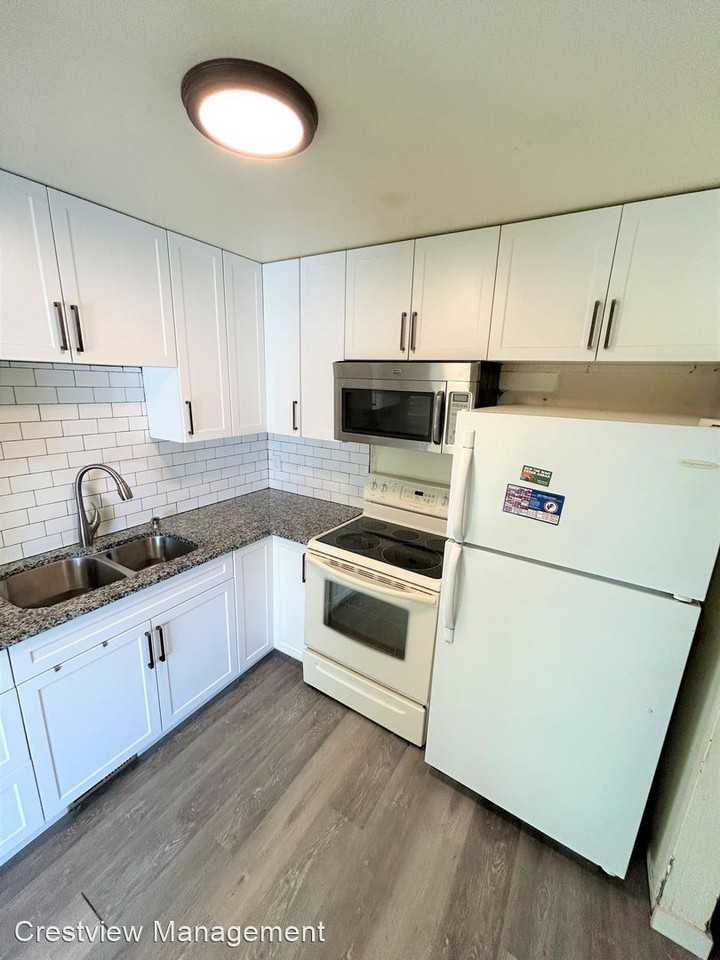 3284 W 3540 S - Photo 2 of 12