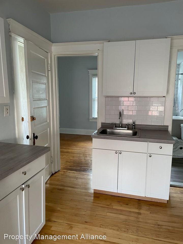 1032-1034 Teall Ave - Photo 2 of 18