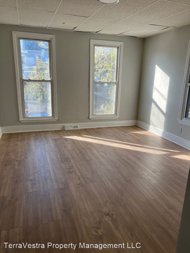 413 N 3rd Street - Photo 3 of 13