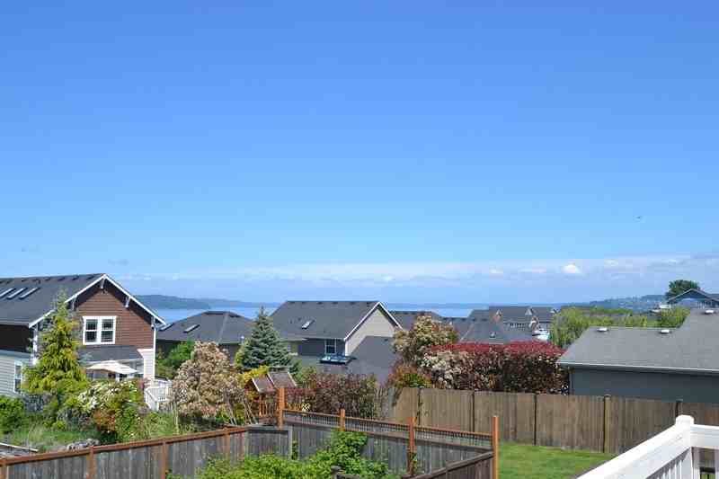 5429 N Court St - Photo 3 of 17