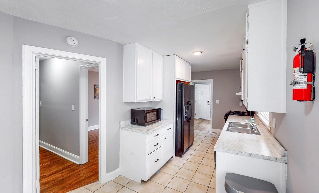 Sylvan Rd - Photo 2 of 8