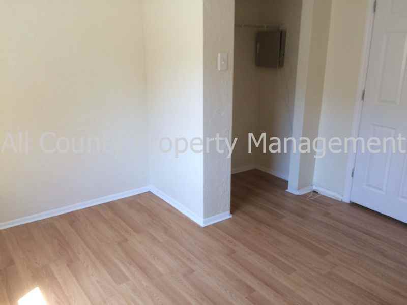 4767 Haines Rd N - Photo 3 of 6