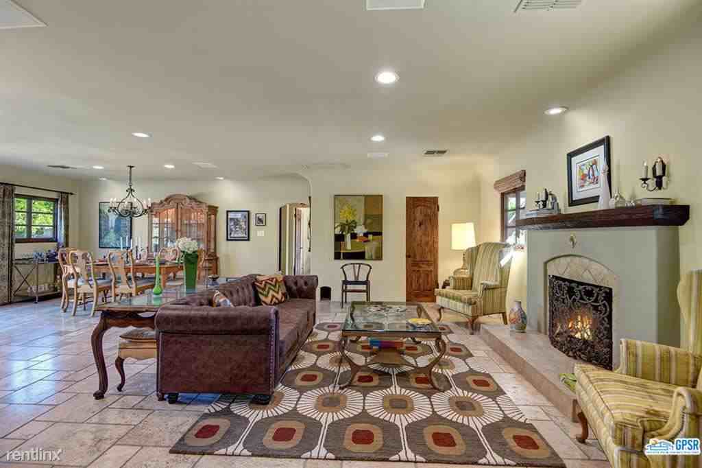 720 E Paseo El Mirador - Photo 3 of 9