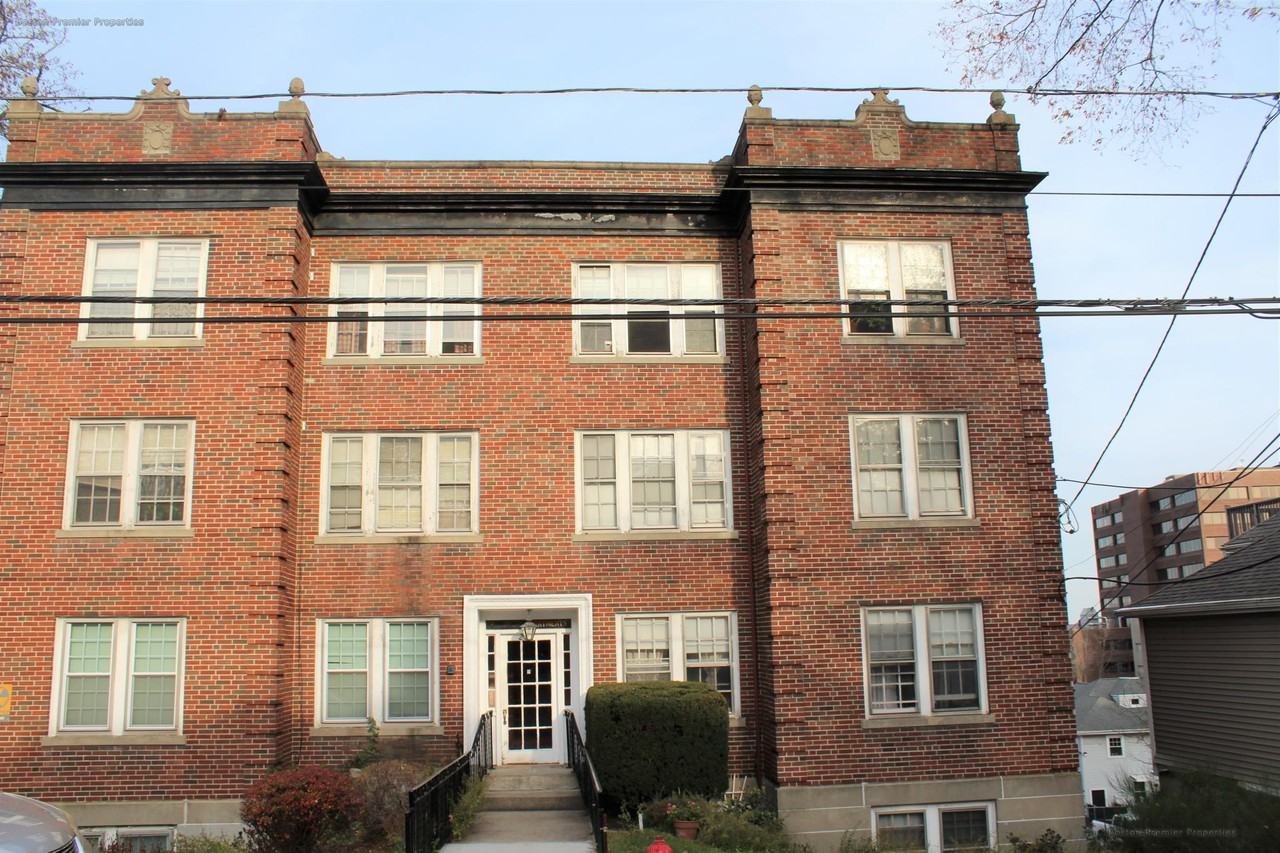 Presidents Ln #12 - Photo 7 of 8