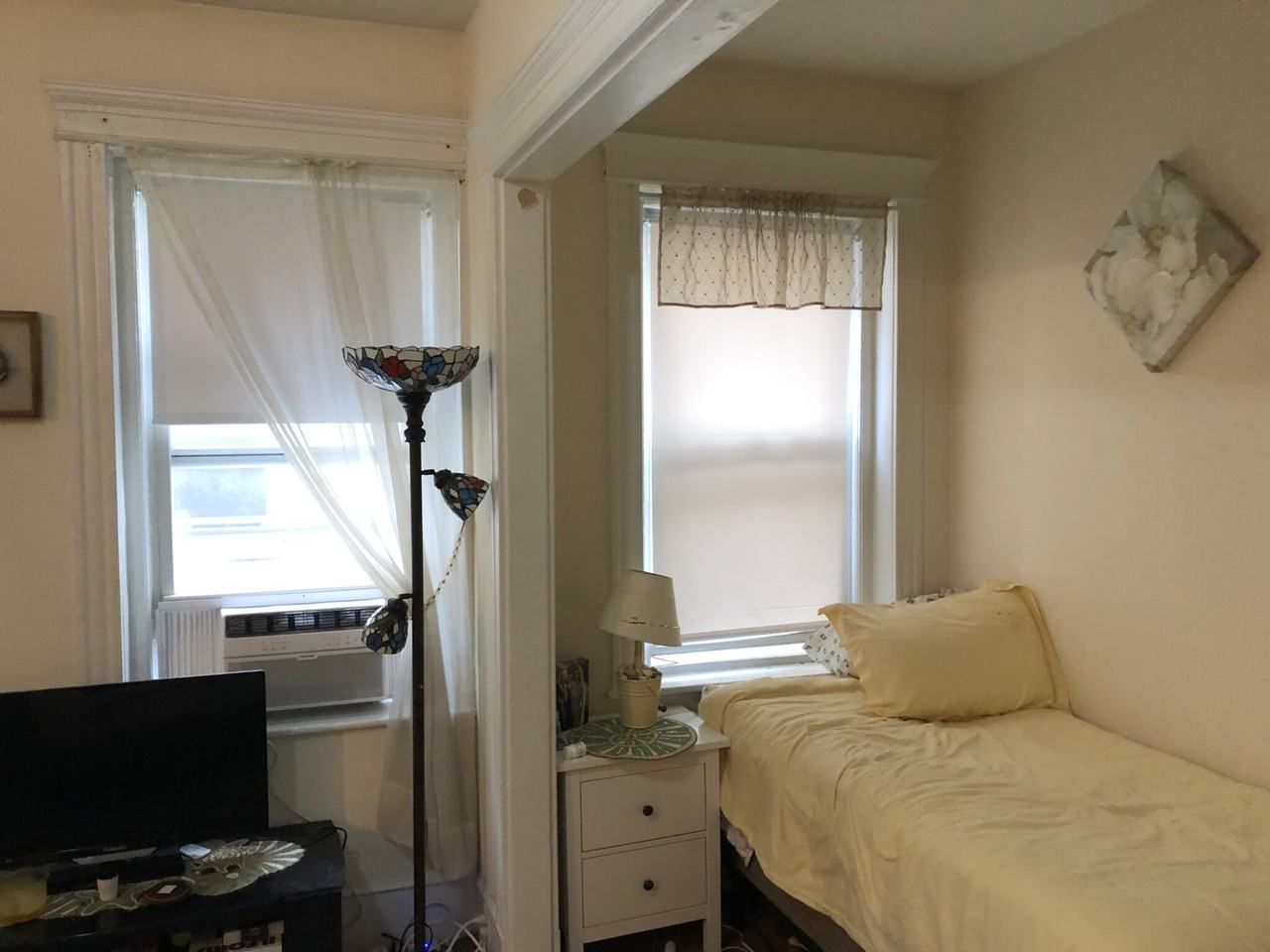 Peterborough St #16 - Photo 3 of 13