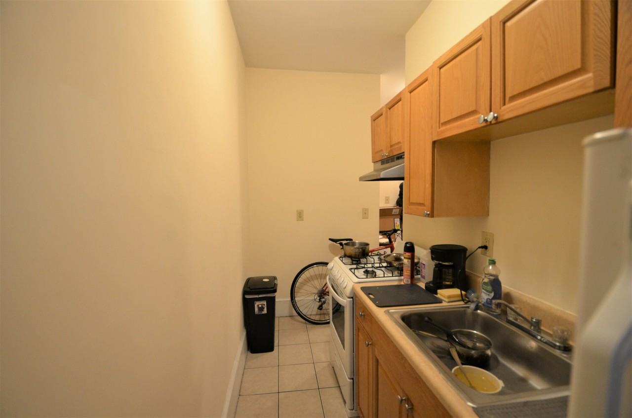 Westland Ave #12A - Photo 4 of 9