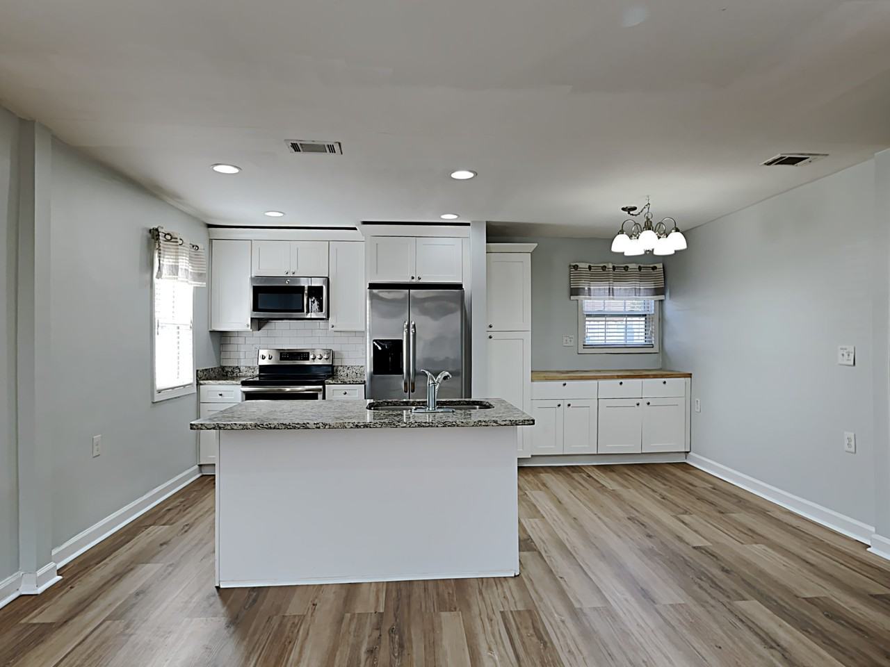 1808 Flat Shoals Rd Se - Photo 3 of 16