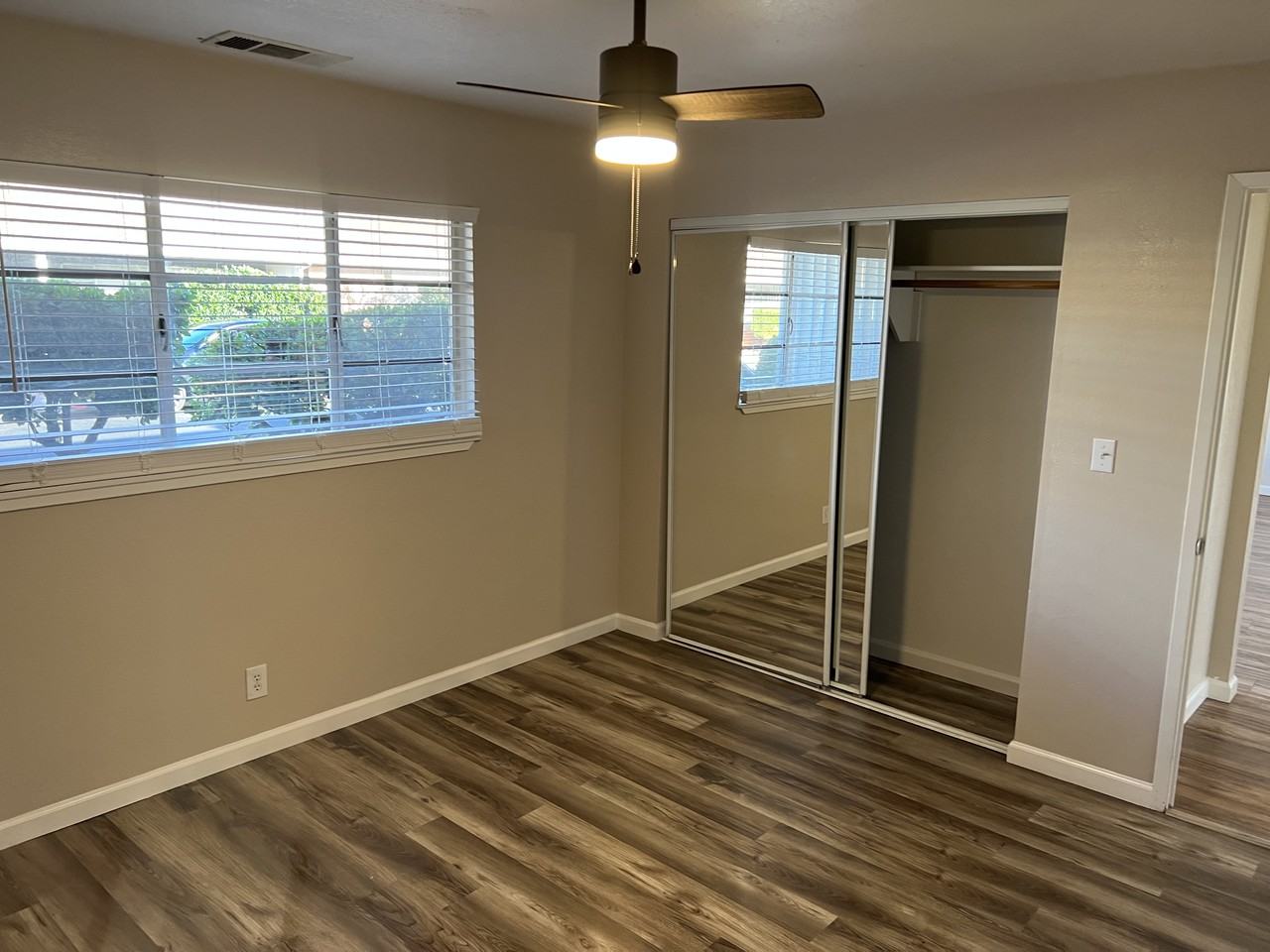 400 Lawton St - Photo 5 of 6