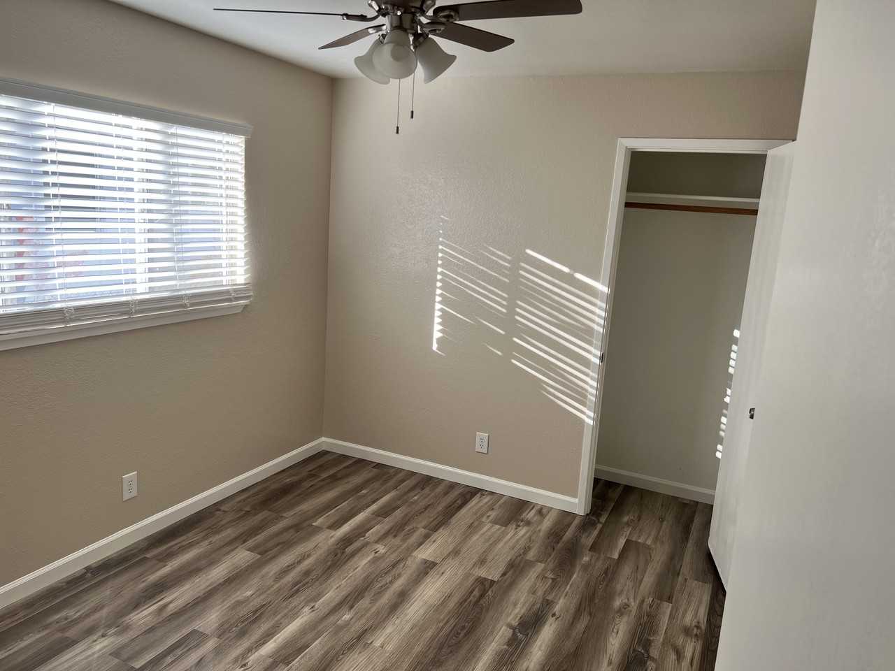 400 Lawton St - Photo 6 of 6