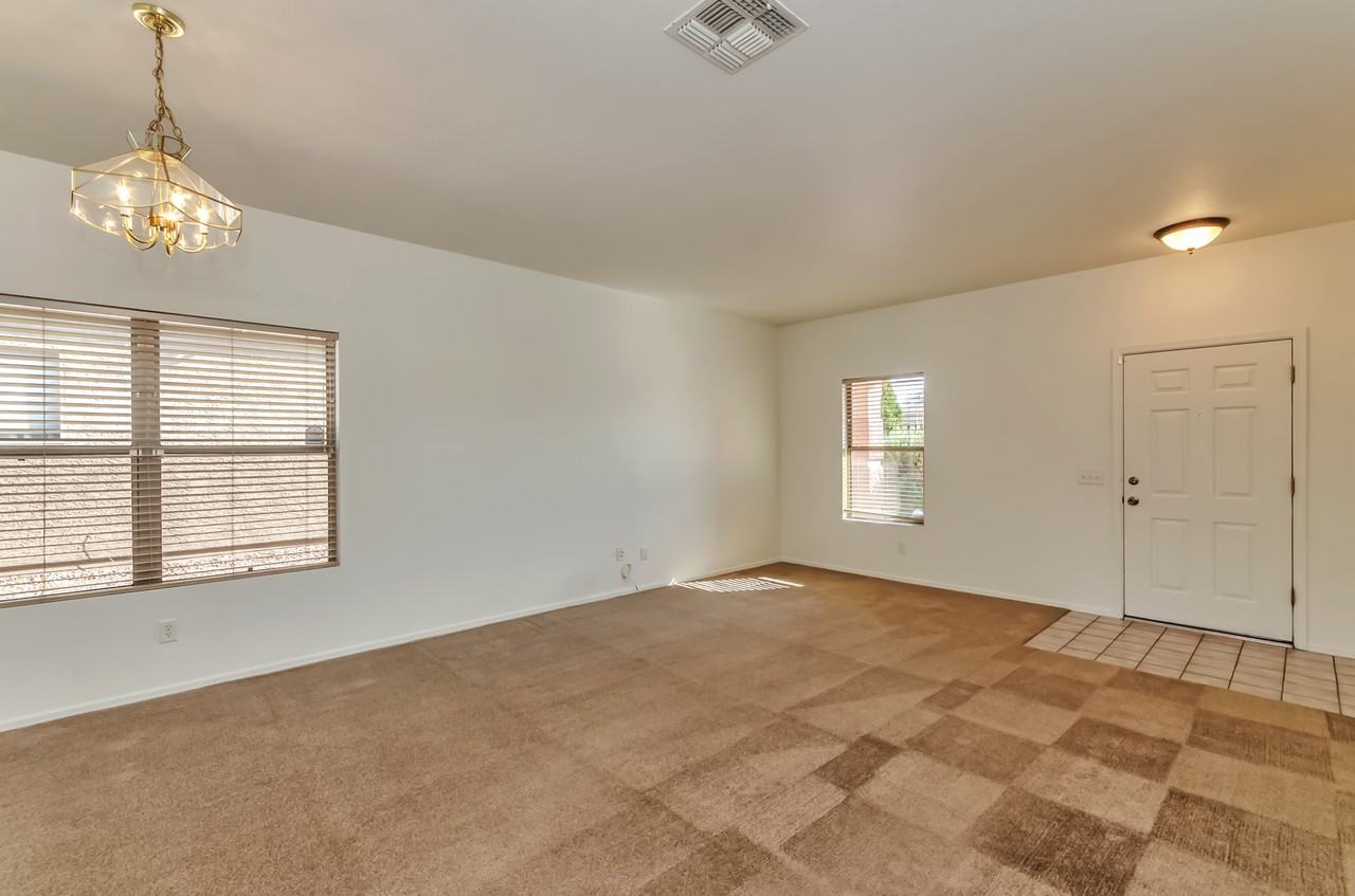 10039 E Rocky Vista Dr - Photo 5 of 25
