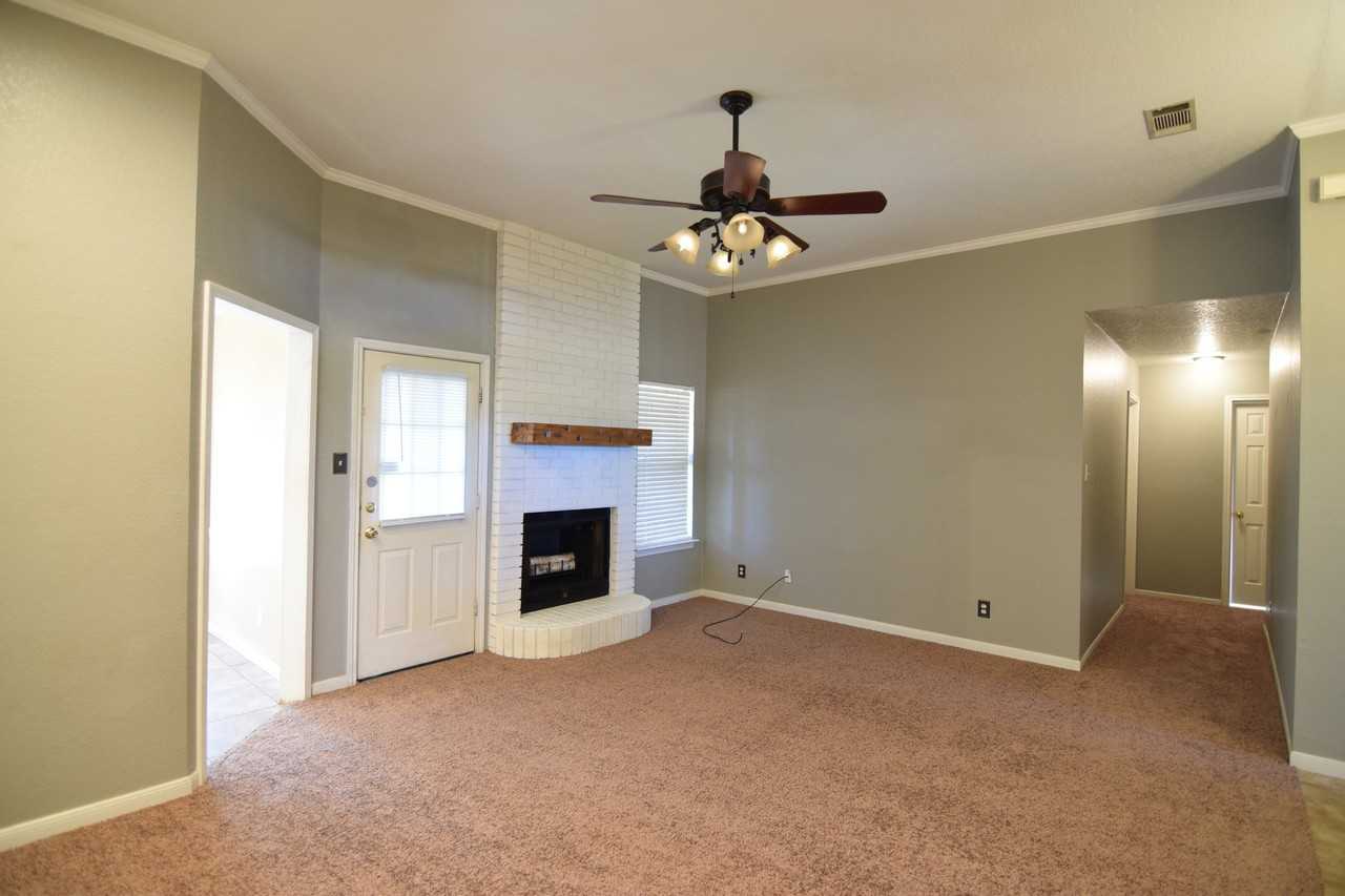 4602 Fawn Dr - Photo 7 of 18