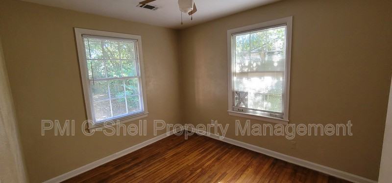 302 Rue Max St - Photo 6 of 8
