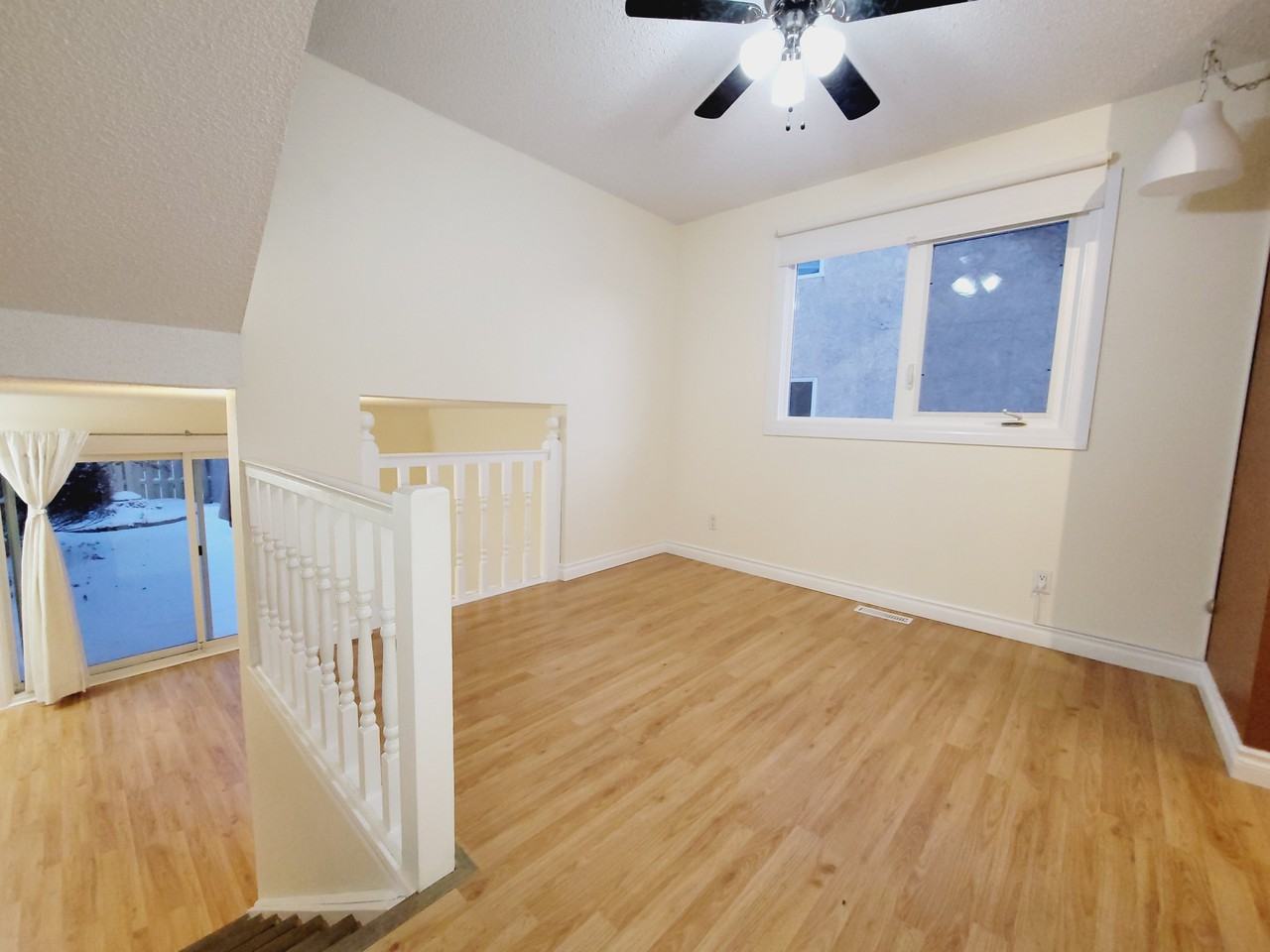 9507 180a St Nw - Photo 3 of 31