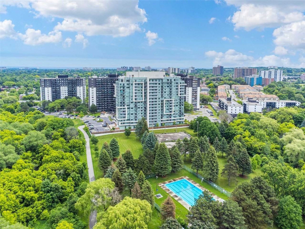 1346 Danforth Road - Photo 2 of 22