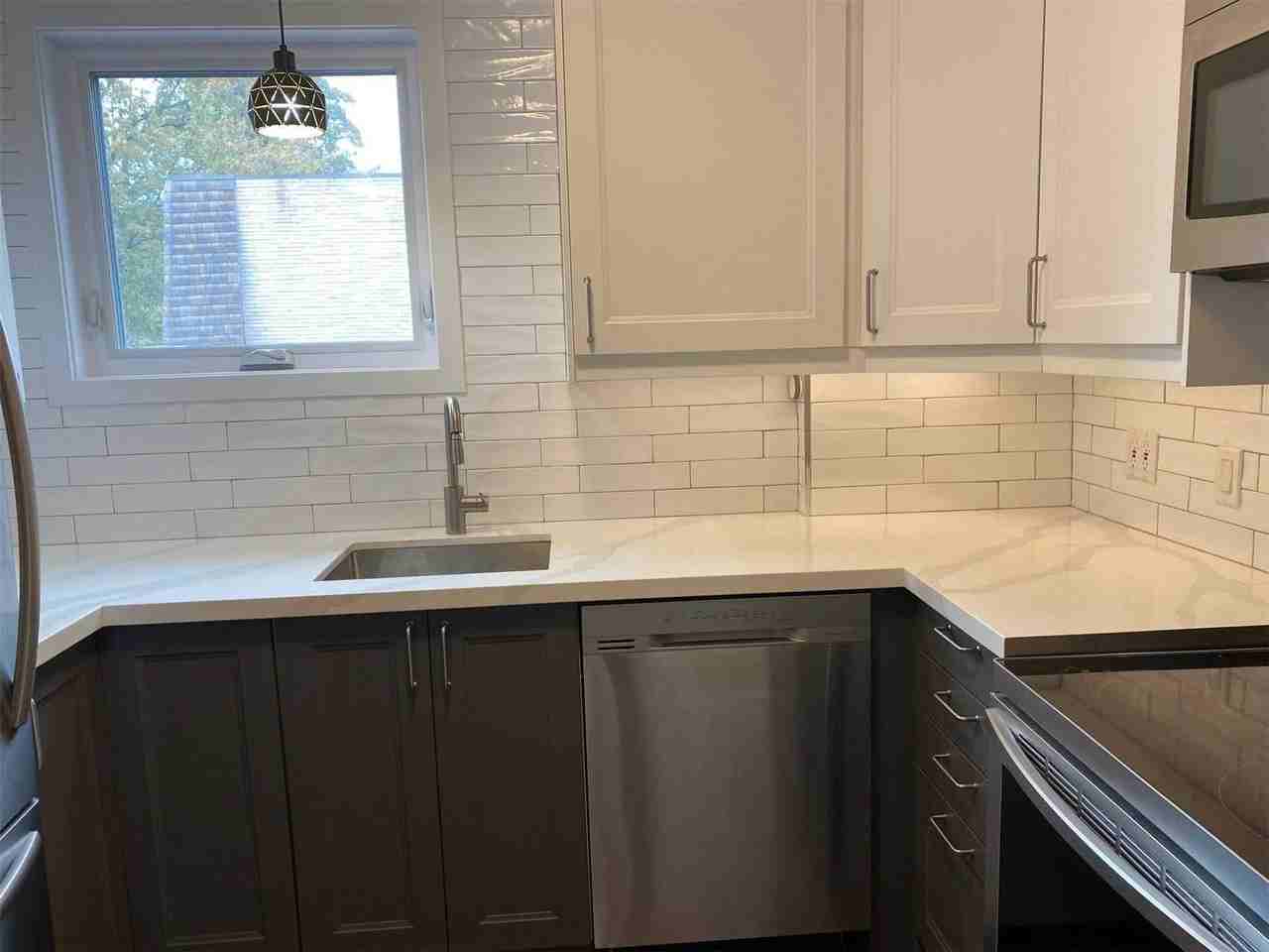 2596 Yonge Street #A - Photo 3 of 16