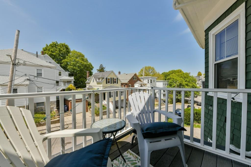 675 Washington St - Photo 7 of 19