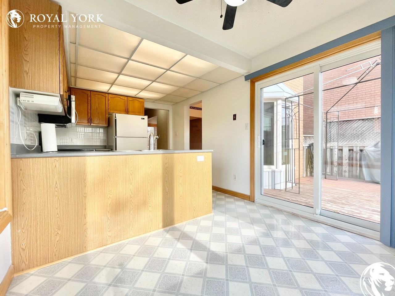 137 Apple Blossom Blvd - Photo 2 of 44