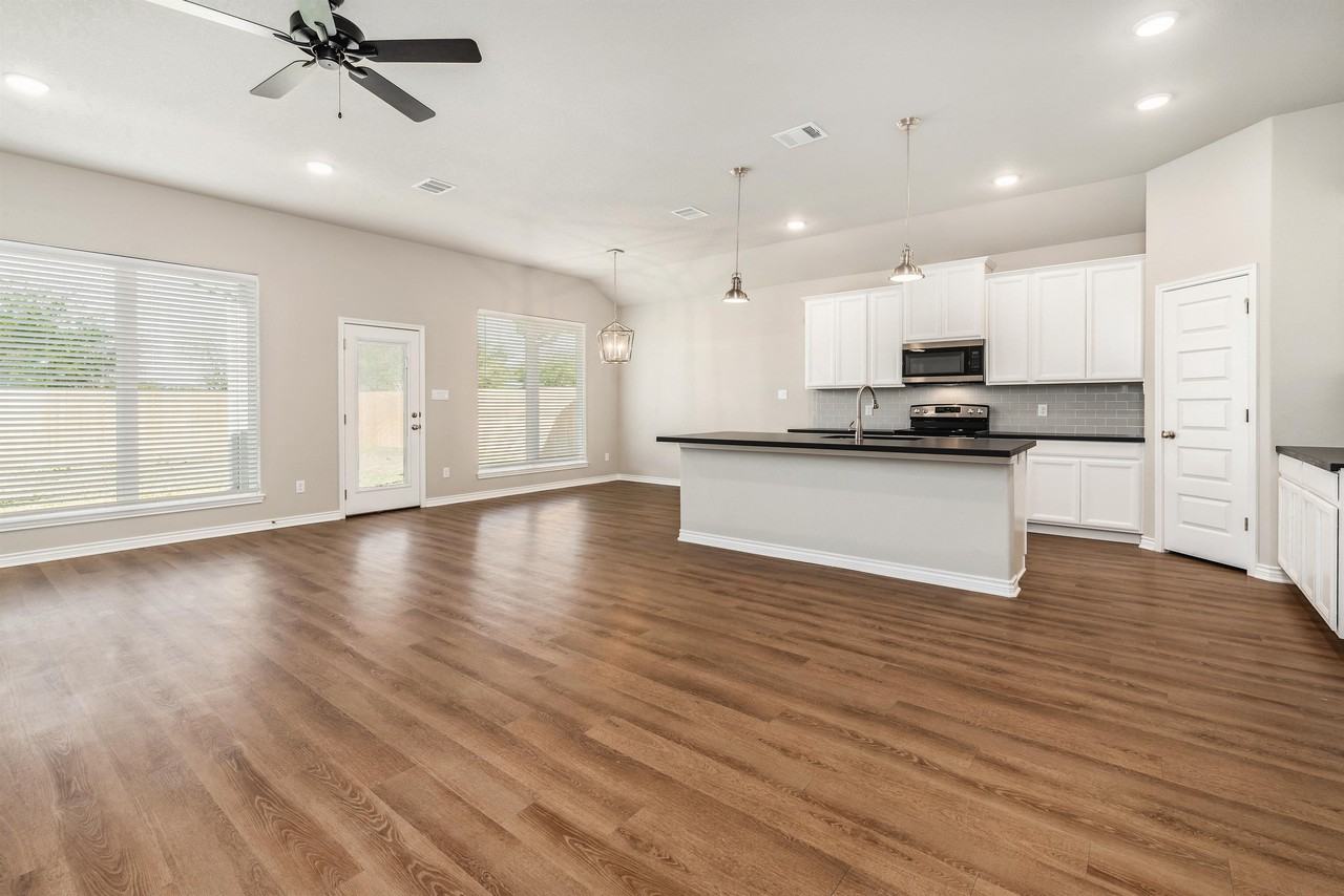 1903 Cambria Dr #1 - Photo 3 of 16